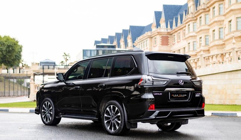 Lexus LX 570 2021