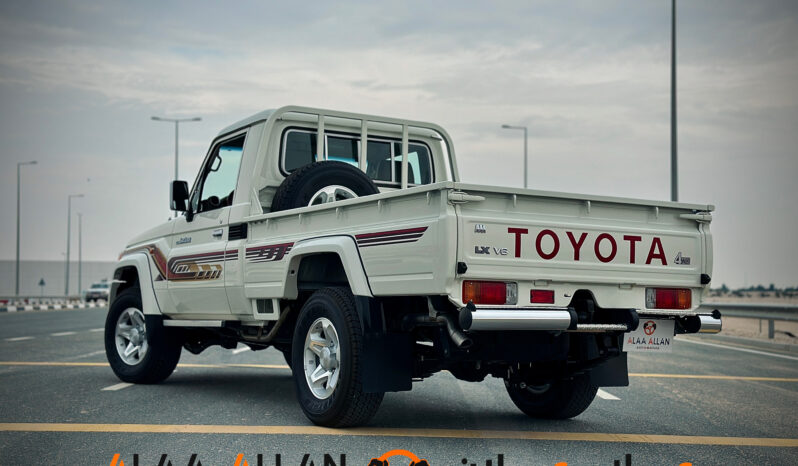 Toyota Land Cruiser LX 2023