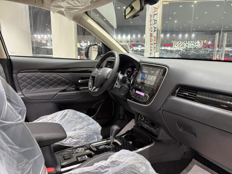 Mitsubishi Outlander 4WD