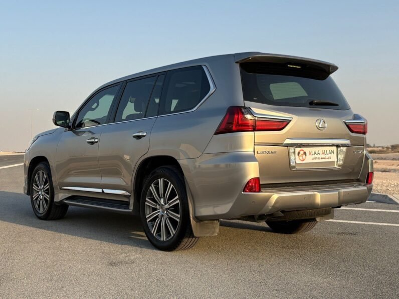 Lexus LX570