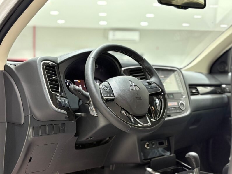 Mitsubishi Outlander 4WD